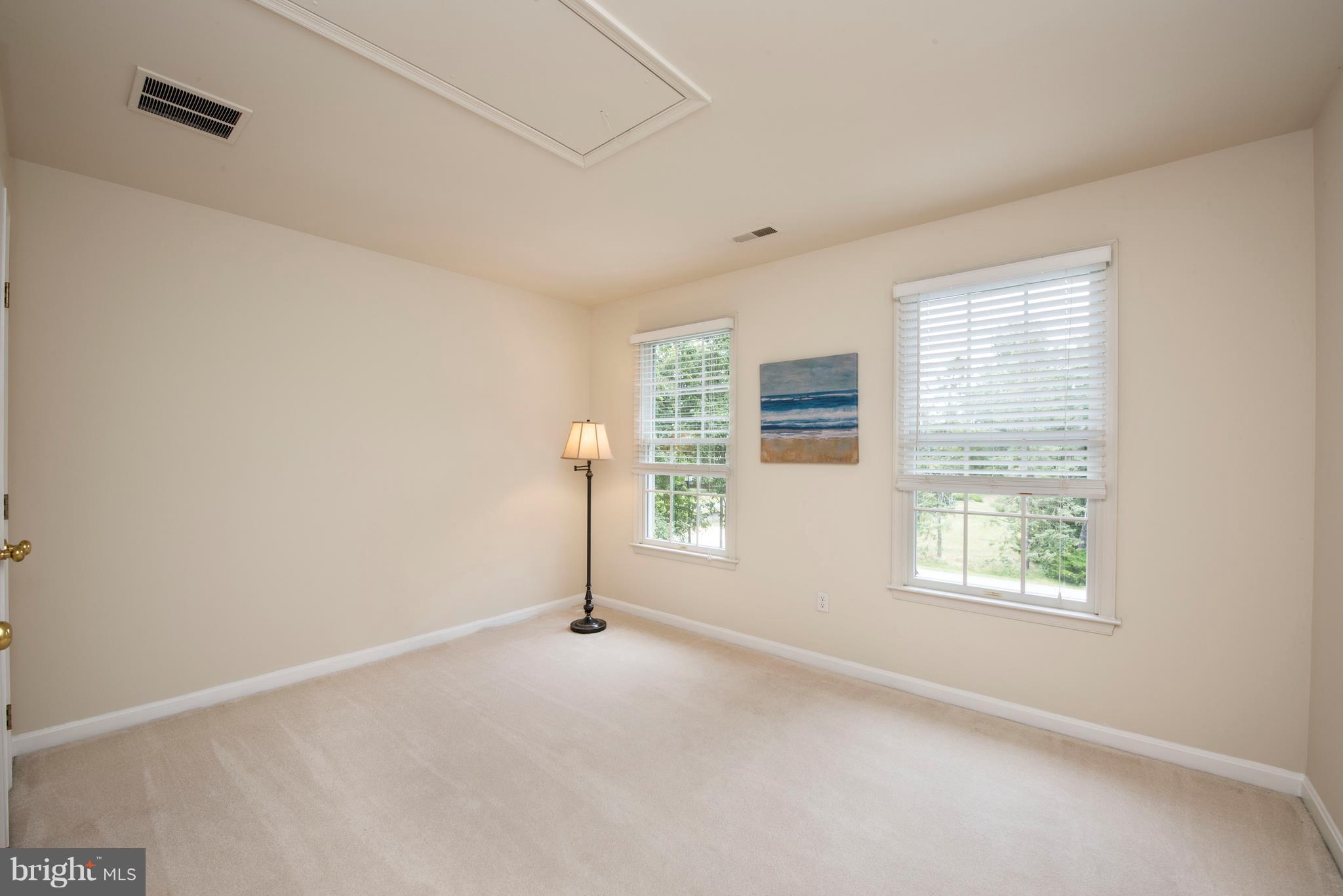 1408 Bay Head Road Annapolis, MD 21409 - Photo 22 of 29 Bright and cheery neutral