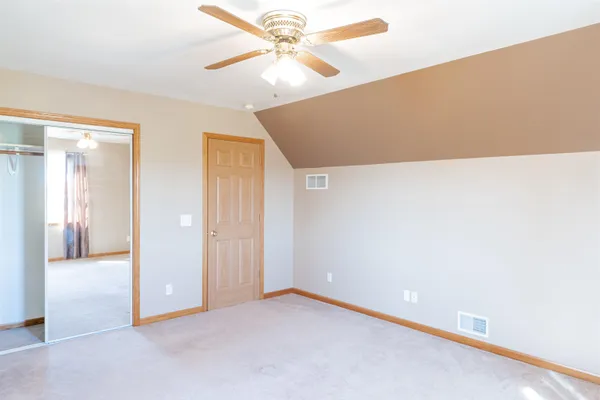 $495,000 | 30694 County Street West, Elroy, WI 53929