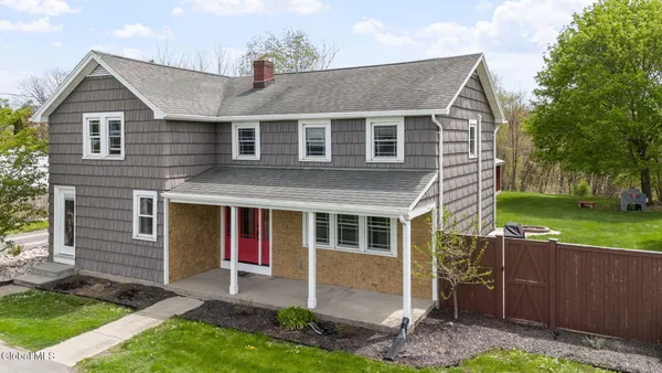$529,000 | 2188 Highway 9, Kinderhook, NY 12106