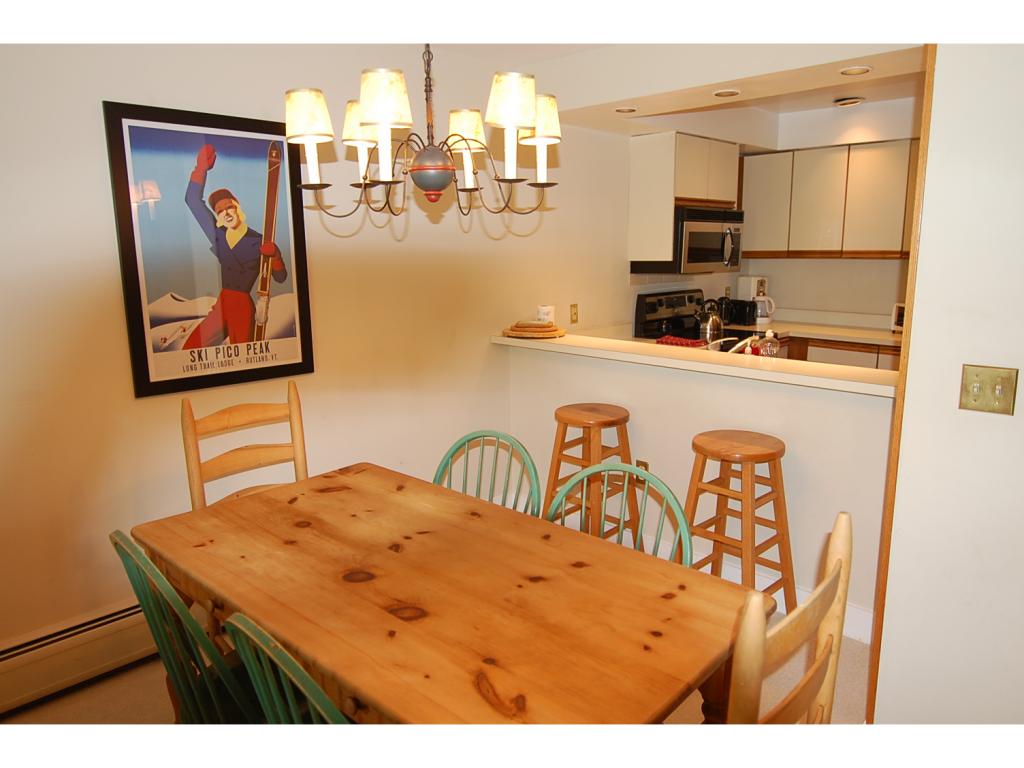 792 Stratton Mountain Road, Unit 4422 Stratton, VT 05155 - Photo 5 of 9 Gallery Image 5