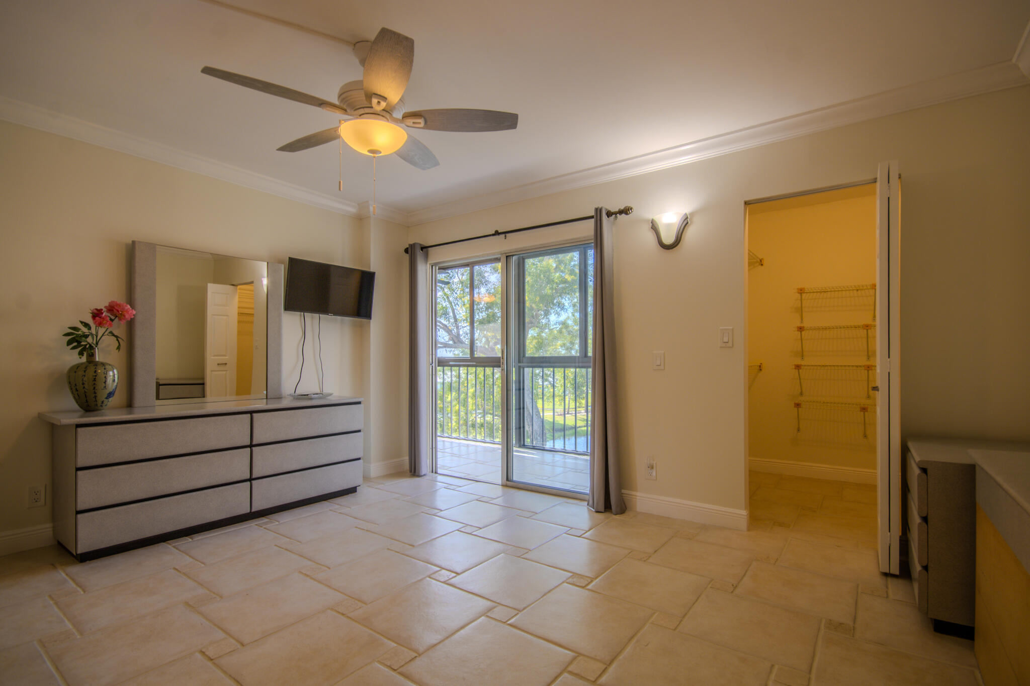 14375 Strathmore Lane, Unit 404 Delray Beach, FL 33446 - Photo 16 of 36 IMG_8186-HDR