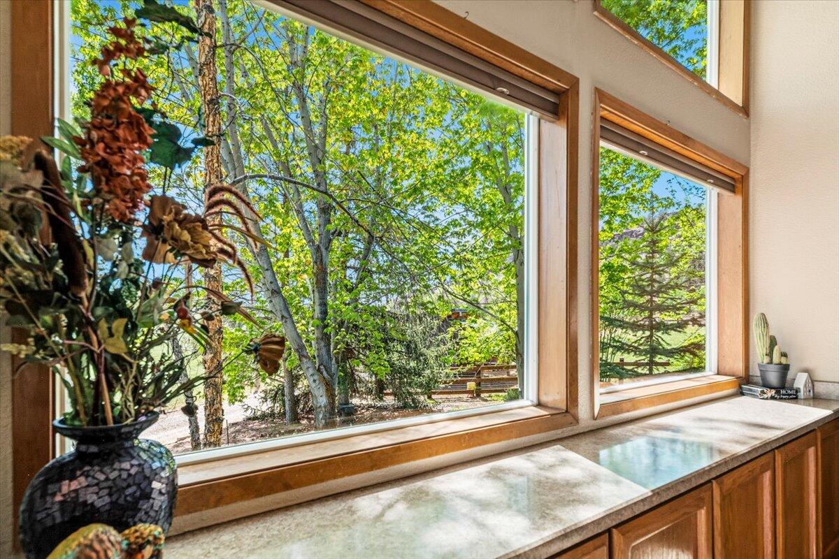 1176 North Barnes Road Prineville, OR 97754 - Photo 11 of 46 072-1176 NE Barnes Rd, Bend-72