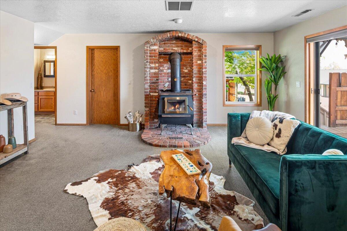 1176 North Barnes Road Prineville, OR 97754 - Photo 22 of 46 087-1176 NE Barnes Rd, Bend-87