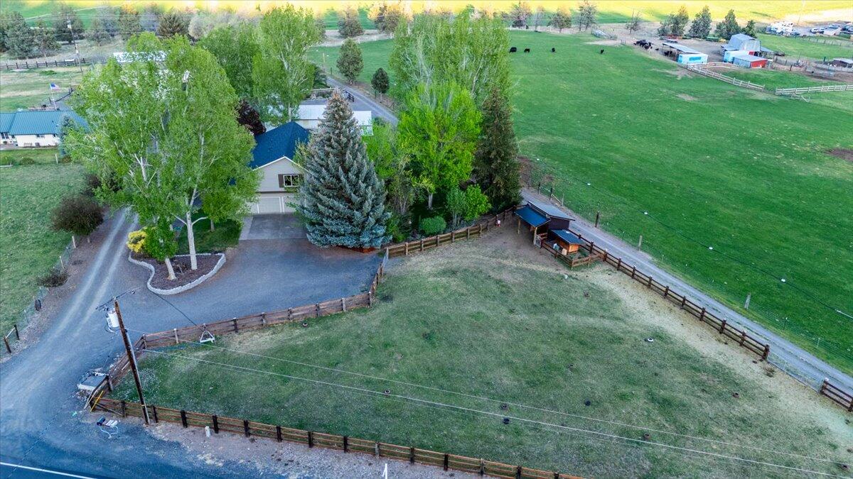 1176 North Barnes Road Prineville, OR 97754 - Photo 40 of 46 023-1176 NE Barnes Rd, Prineville-21