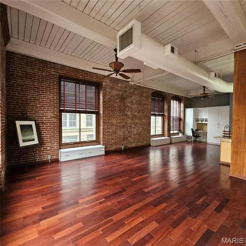 $1,200 | 507 North 13th Street, Unit 303, St. Louis, MO 63103