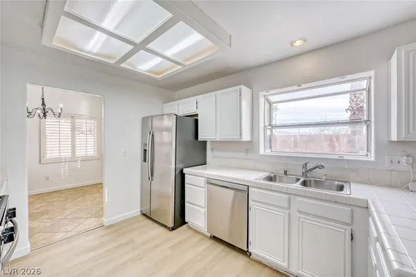 $2,300 | 8604 Magnolia Ridge Avenue, Las Vegas, NV 89134