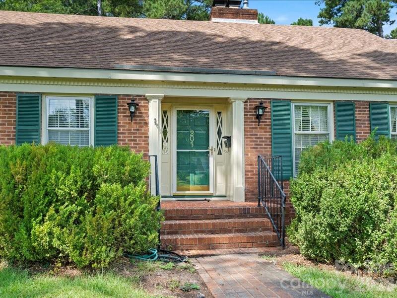 201 Poplar Street Cheraw, SC 29520 - Photo 4 of 41