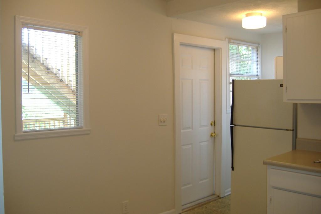 547 Elmwood Drive Northeast Atlanta, GA 30306 - Photo 20 of 44