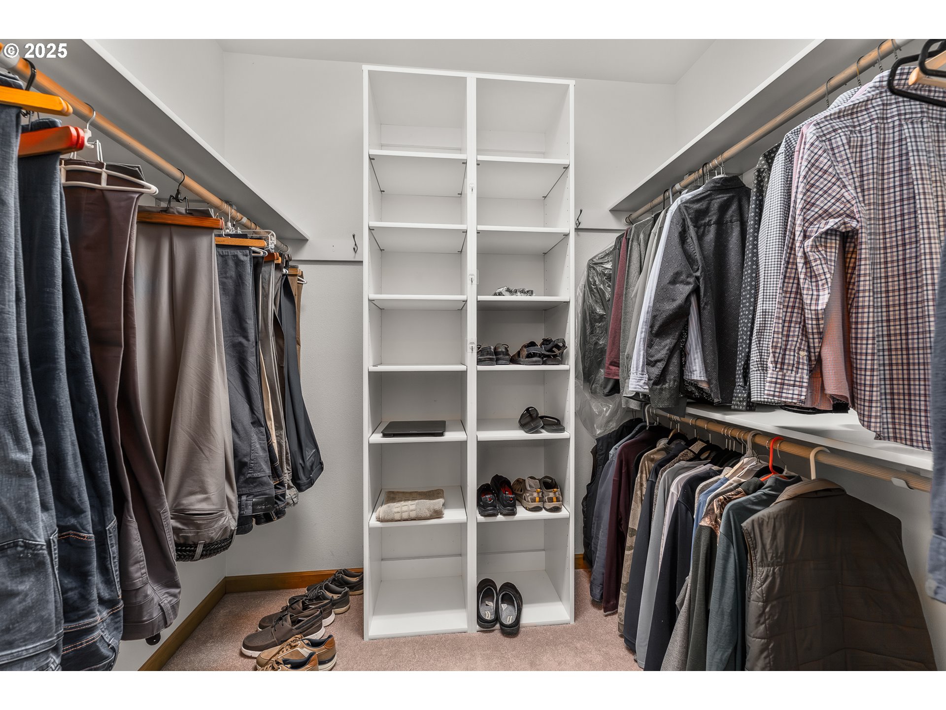 371 Rachel Lynn Way Roseburg, OR 97471 - Photo 16 of 34 a view of walk in closet with clothes and shoes