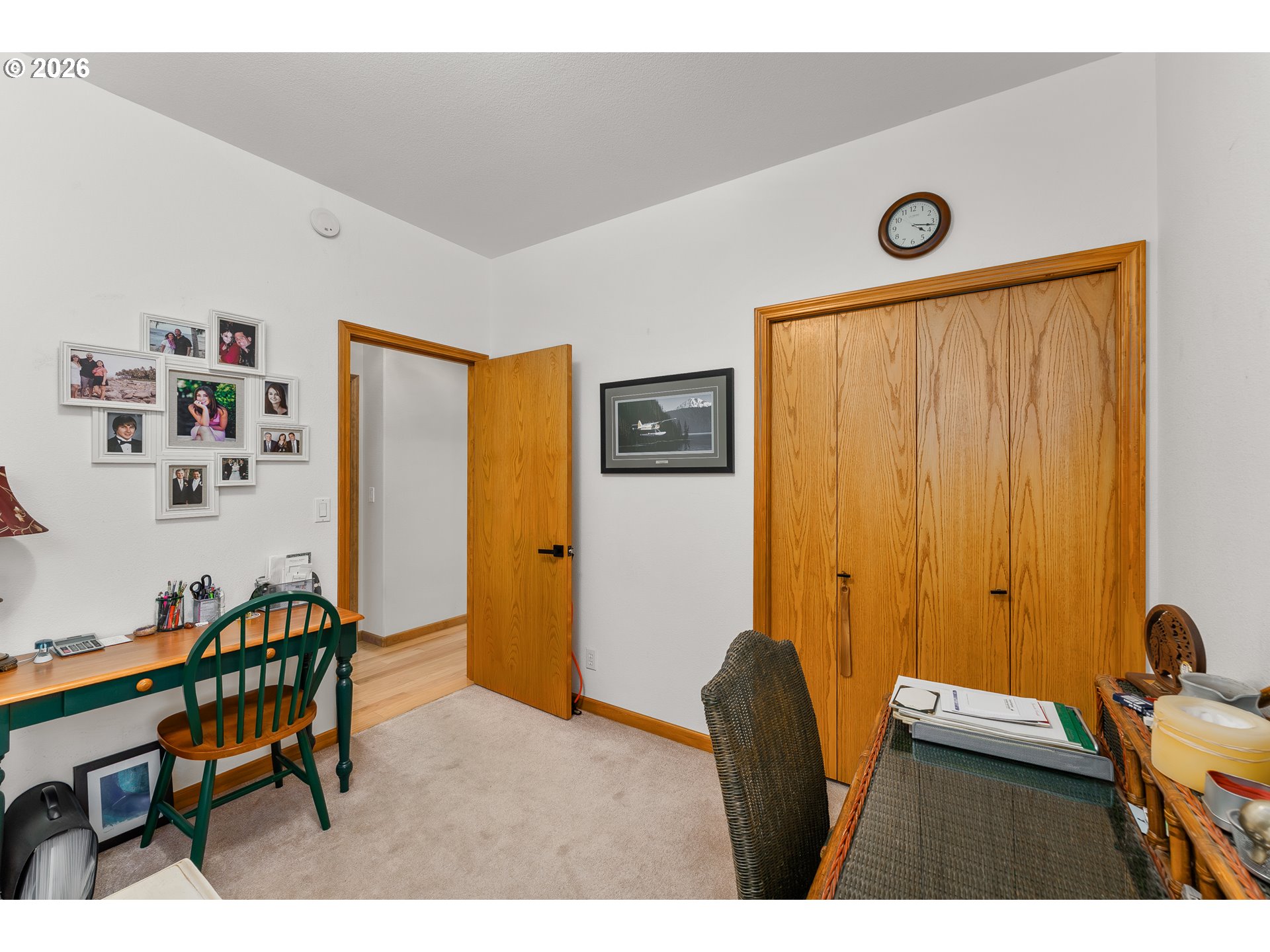 371 Rachel Lynn Way Roseburg, OR 97471 - Photo 19 of 34 a room with furniture and a table