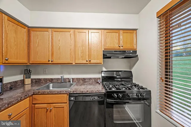 $185,000 | 5472 Cedar Lane, Unit A4, Columbia, MD 21044