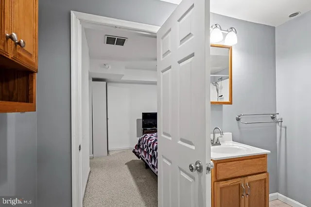 $185,000 | 5472 Cedar Lane, Unit A4, Columbia, MD 21044