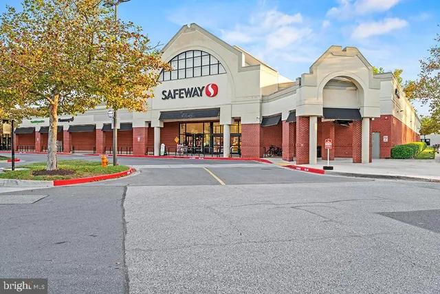 $185,000 | 5472 Cedar Lane, Unit A4, Columbia, MD 21044