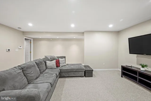 $185,000 | 5472 Cedar Lane, Unit A4, Columbia, MD 21044