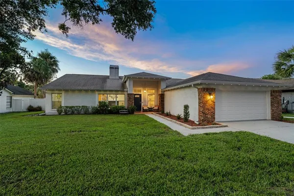 $525,000 | 2410 Arborwood Drive, Valrico, FL 33596