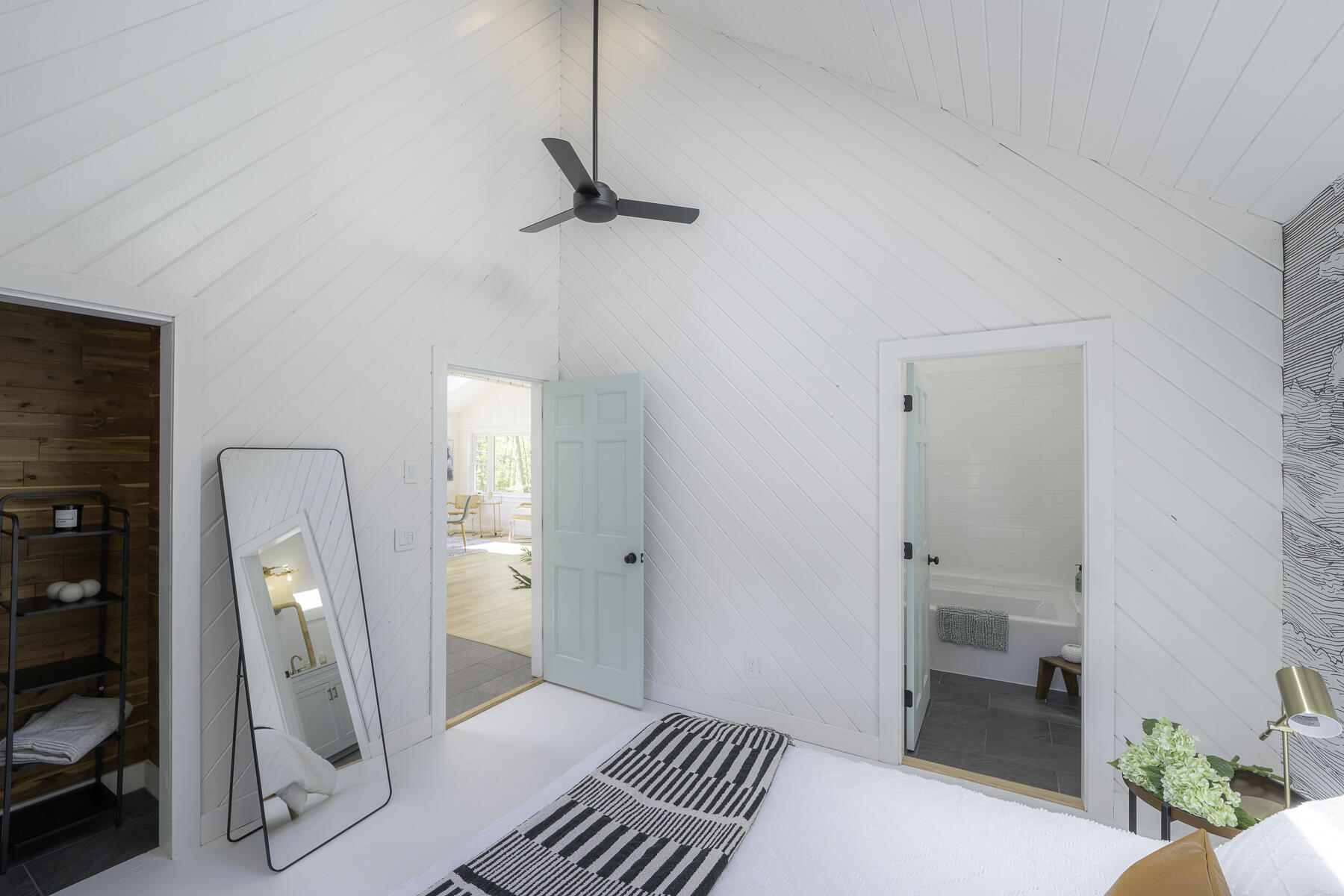 2208 Friendship Road Waldoboro, ME 04572 - Photo 41 of 76 Primary Bedroom