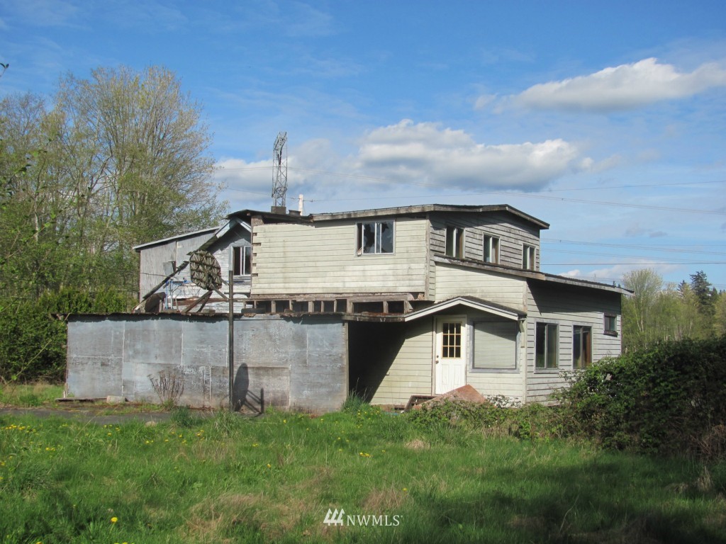 3903 Hoier Road Blaine, WA 98230 - Photo 1 of 5