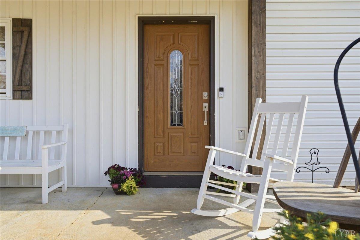 1618 Quaker Church Road Bedford, VA 24523 - Photo 5 of 50