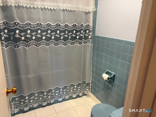 $485,000 | 99 Seminole Lane, Unit A, Stratford, CT 06614