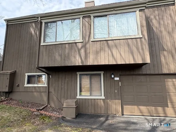 $485,000 | 99 Seminole Lane, Unit A, Stratford, CT 06614