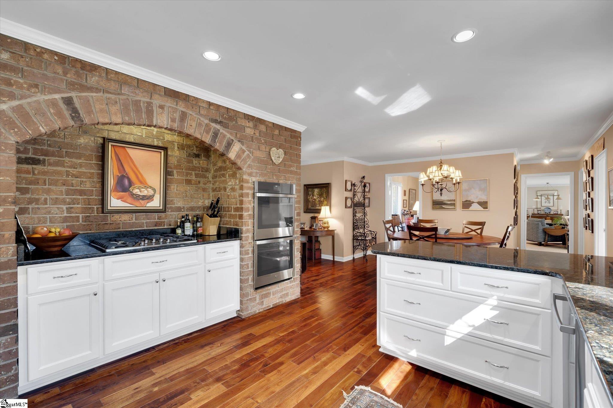 400 Longview Drive Laurens, SC 29360 - Photo 12 of 42