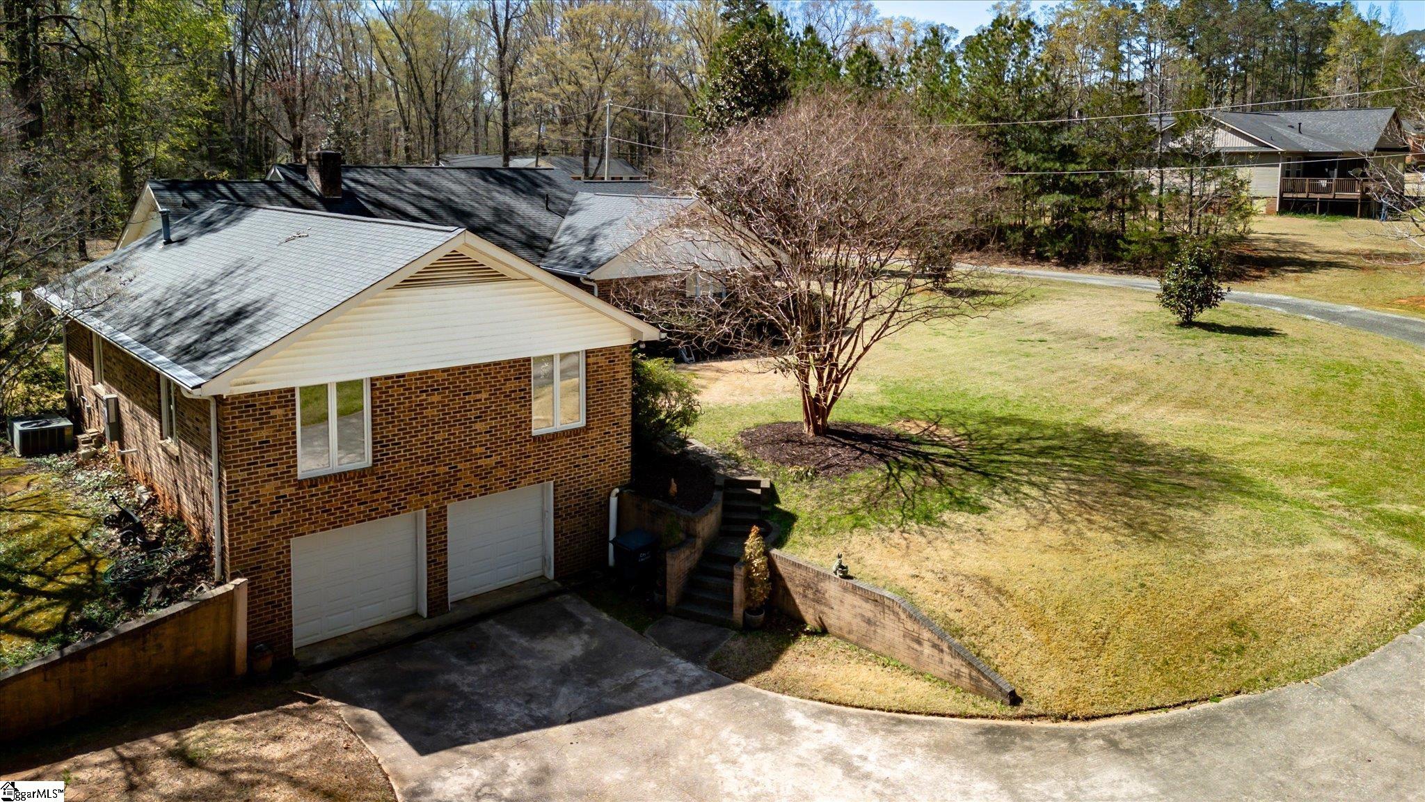 400 Longview Drive Laurens, SC 29360 - Photo 39 of 42