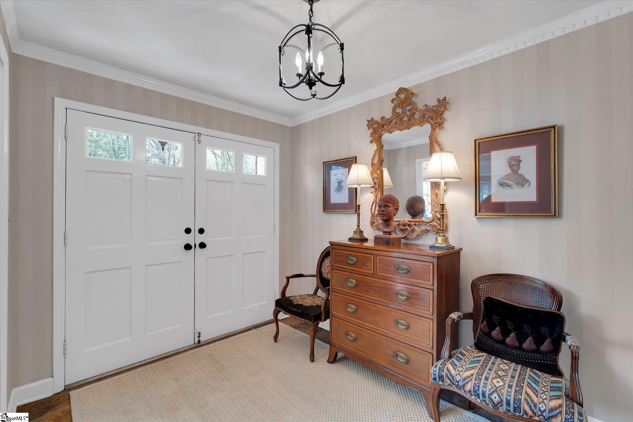 400 Longview Drive Laurens, SC 29360 - Photo 4 of 42