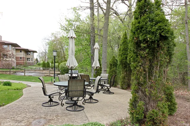 $600,000 | 415 South Wells Street, Unit 101, Lake Geneva, WI 53147