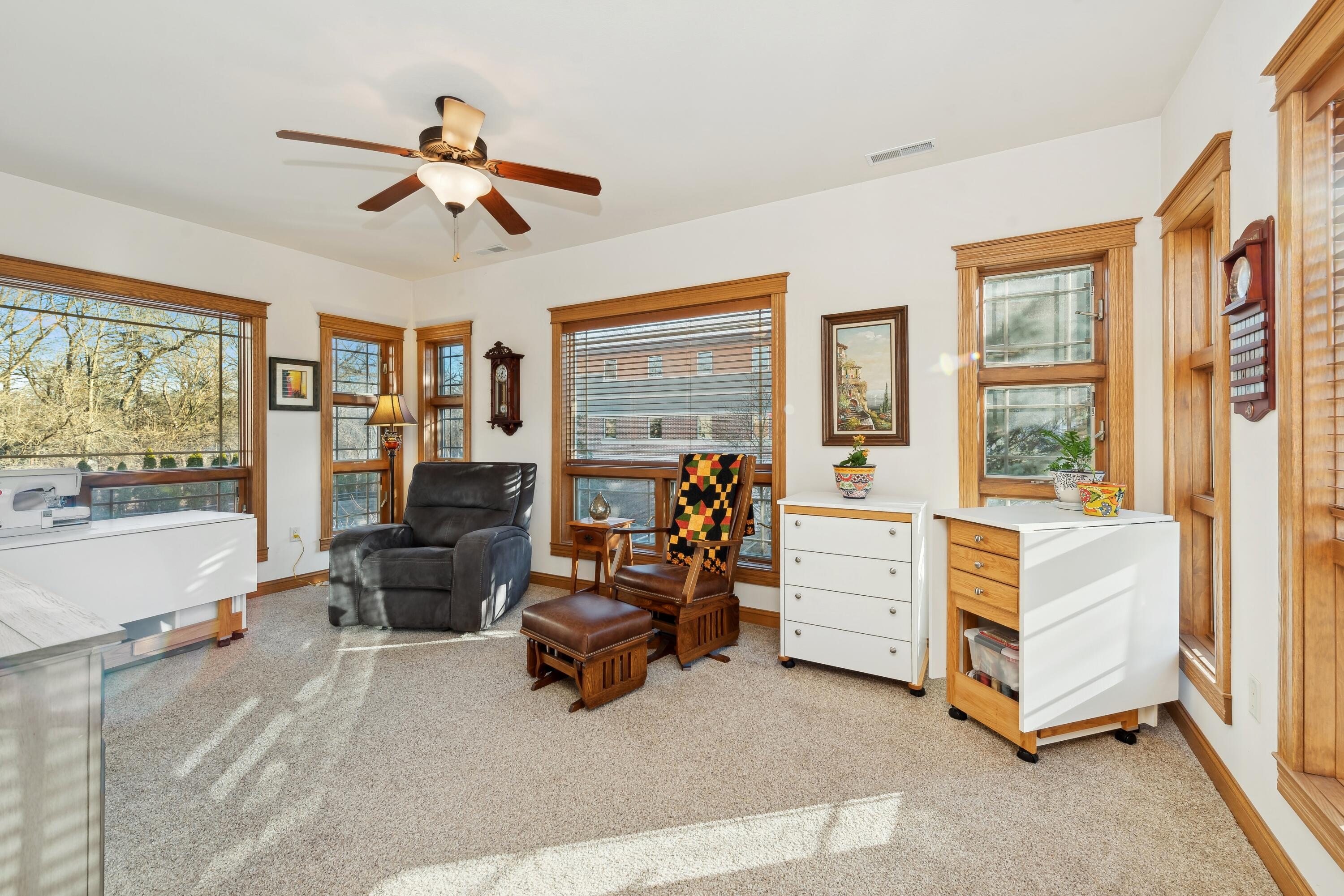 415 South Wells Street, Unit 101 Lake Geneva, WI 53147 - Photo 10 of 23 Sun Room