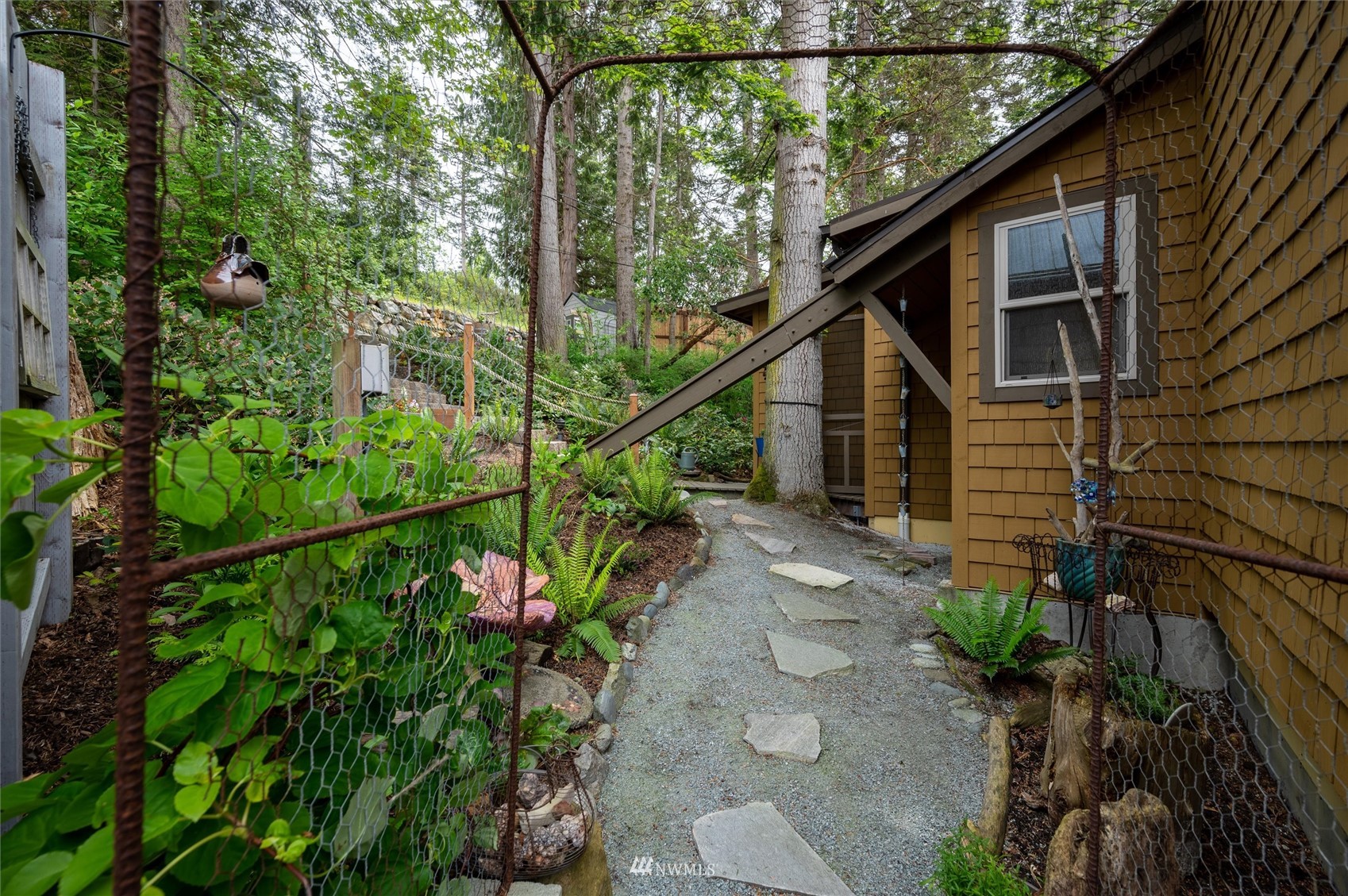 18288 Capet Zalsiluce Road La Conner, WA 98257 - Photo 30 of 40 Gallery Image 30