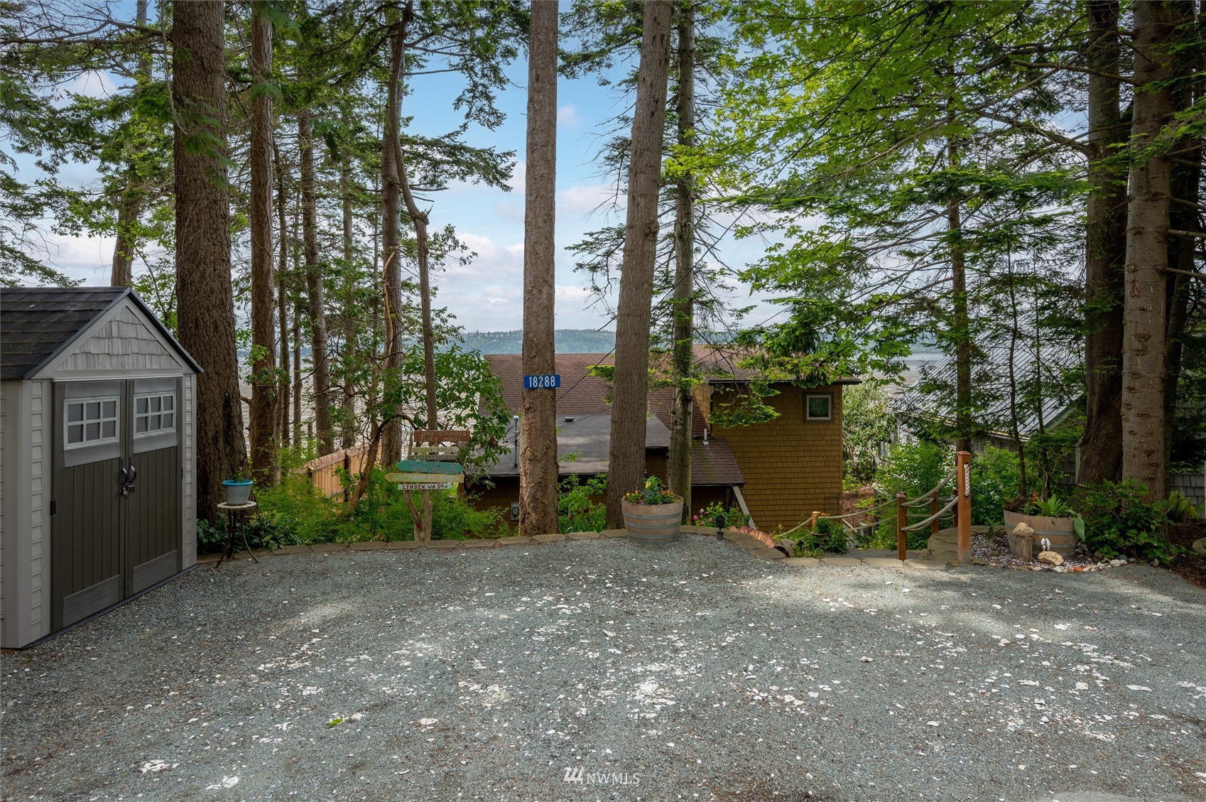 18288 Capet Zalsiluce Road La Conner, WA 98257 - Photo 31 of 40 Gallery Image 31