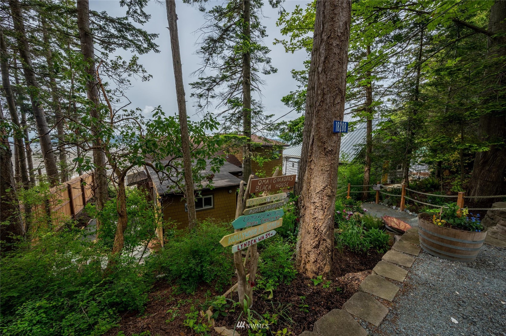 18288 Capet Zalsiluce Road La Conner, WA 98257 - Photo 33 of 40 Gallery Image 33