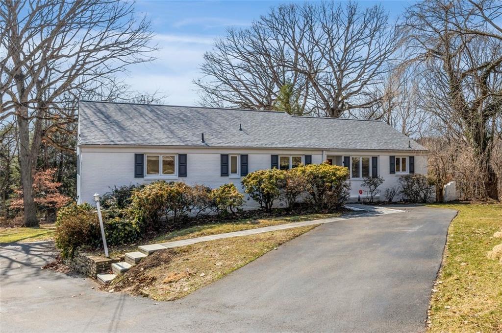 205 Farmington Road Pittsburgh, PA 15215 - Photo 1 of 25 Gallery Image 1