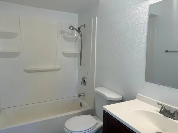 $1,200 | 2553 East Pueblo Avenue, Unit 1, Phoenix, AZ 85040