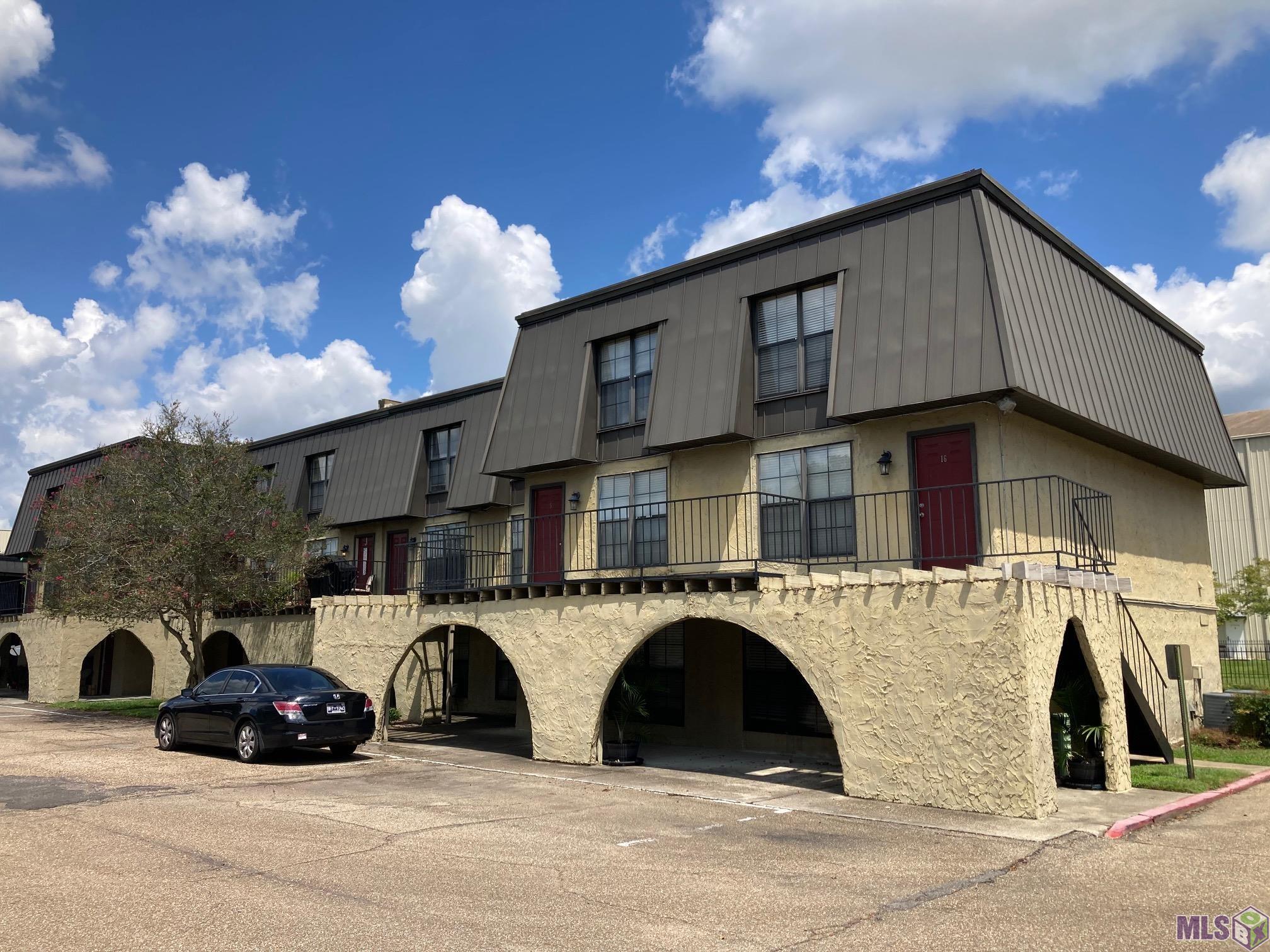 10286 West Winston Avenue, Unit 8 Baton Rouge, LA 70809 - Photo 1 of 5