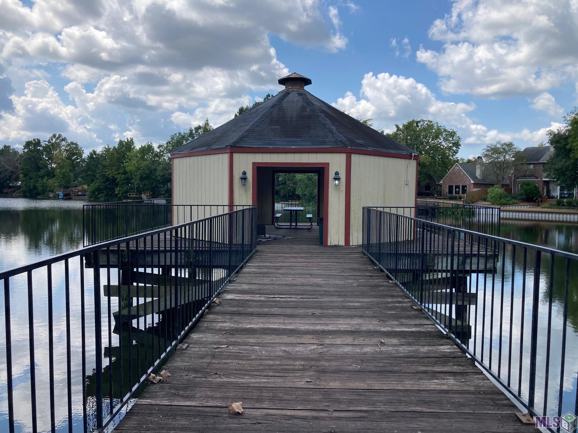 10286 West Winston Avenue, Unit 8 Baton Rouge, LA 70809 - Photo 4 of 5