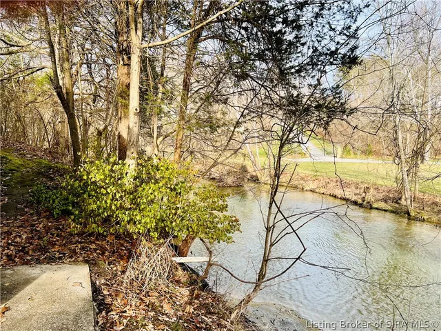 $375,000 | 3272 Edwardsville Galena Road, Georgetown, IN 47122