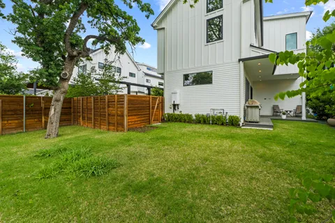 $1,150,000 | 1201 West 39th 1/2 Street, Unit B, Austin, TX 78756