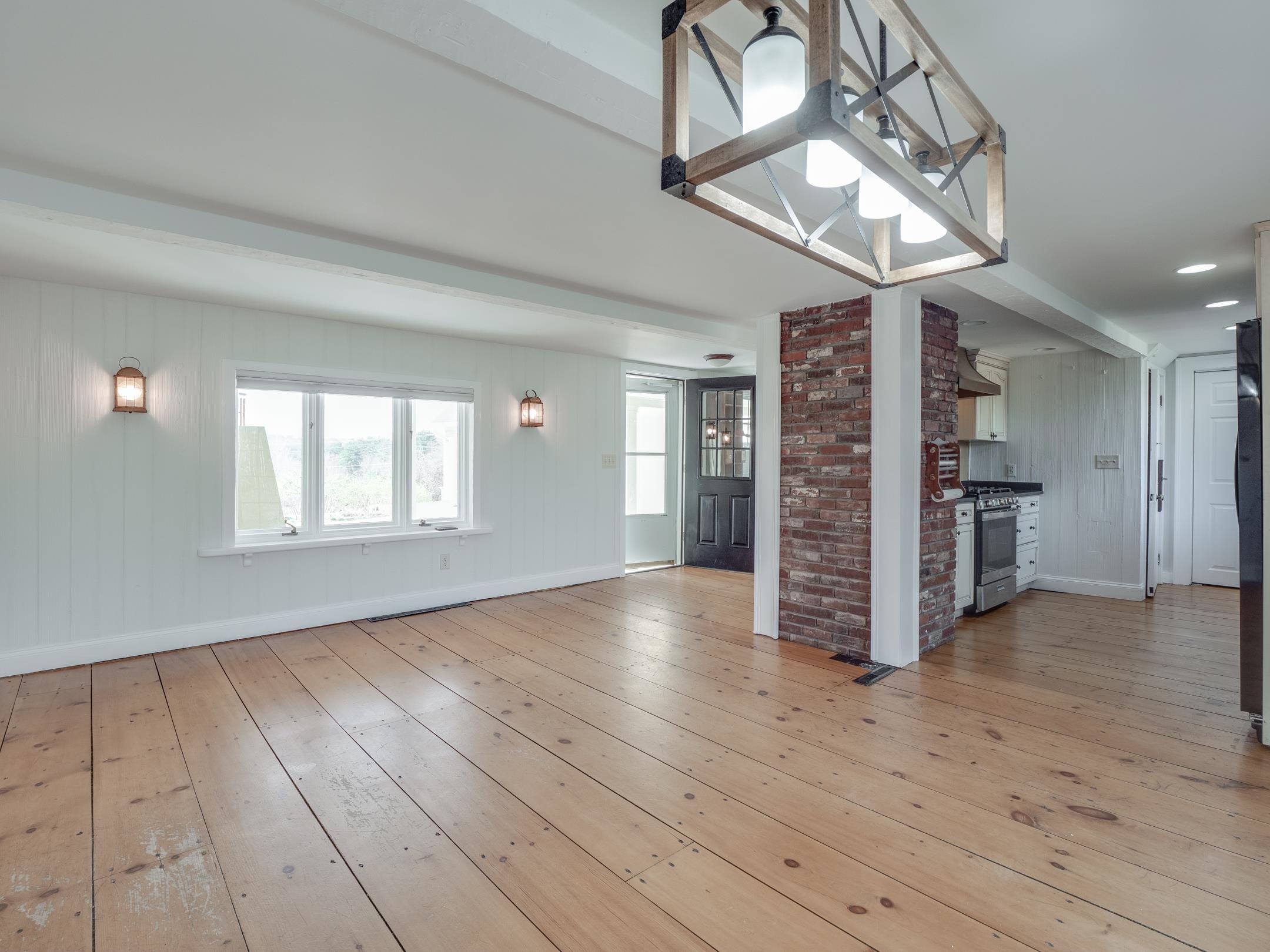 210 Daniel Plummer Road Goffstown, NH 03045 - Photo 5 of 19