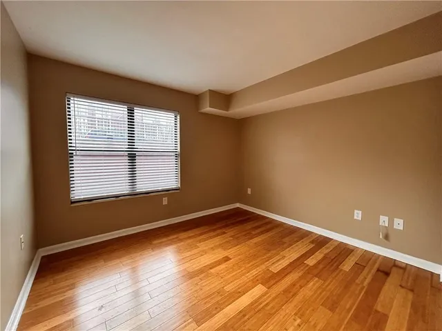 $205,000 | 935 Washington Street, Unit 104, Kansas City, MO 64105