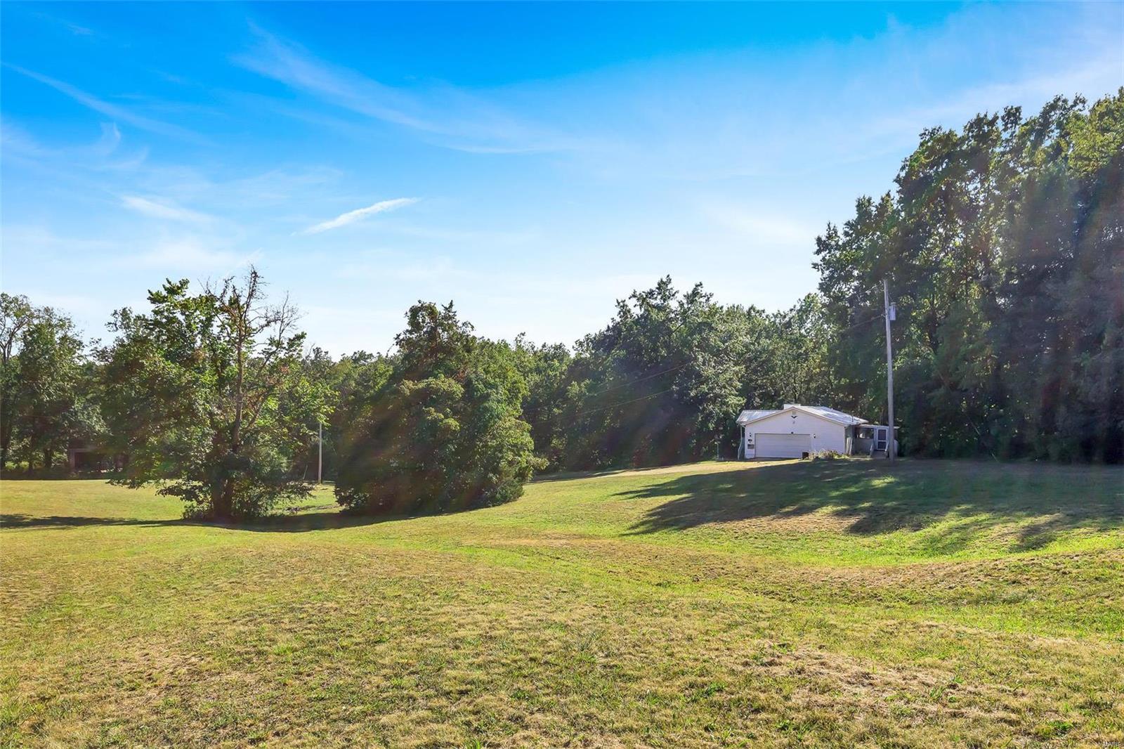 6677 Happy Drive Cedar Hill, MO 63016 - Photo 4 of 36