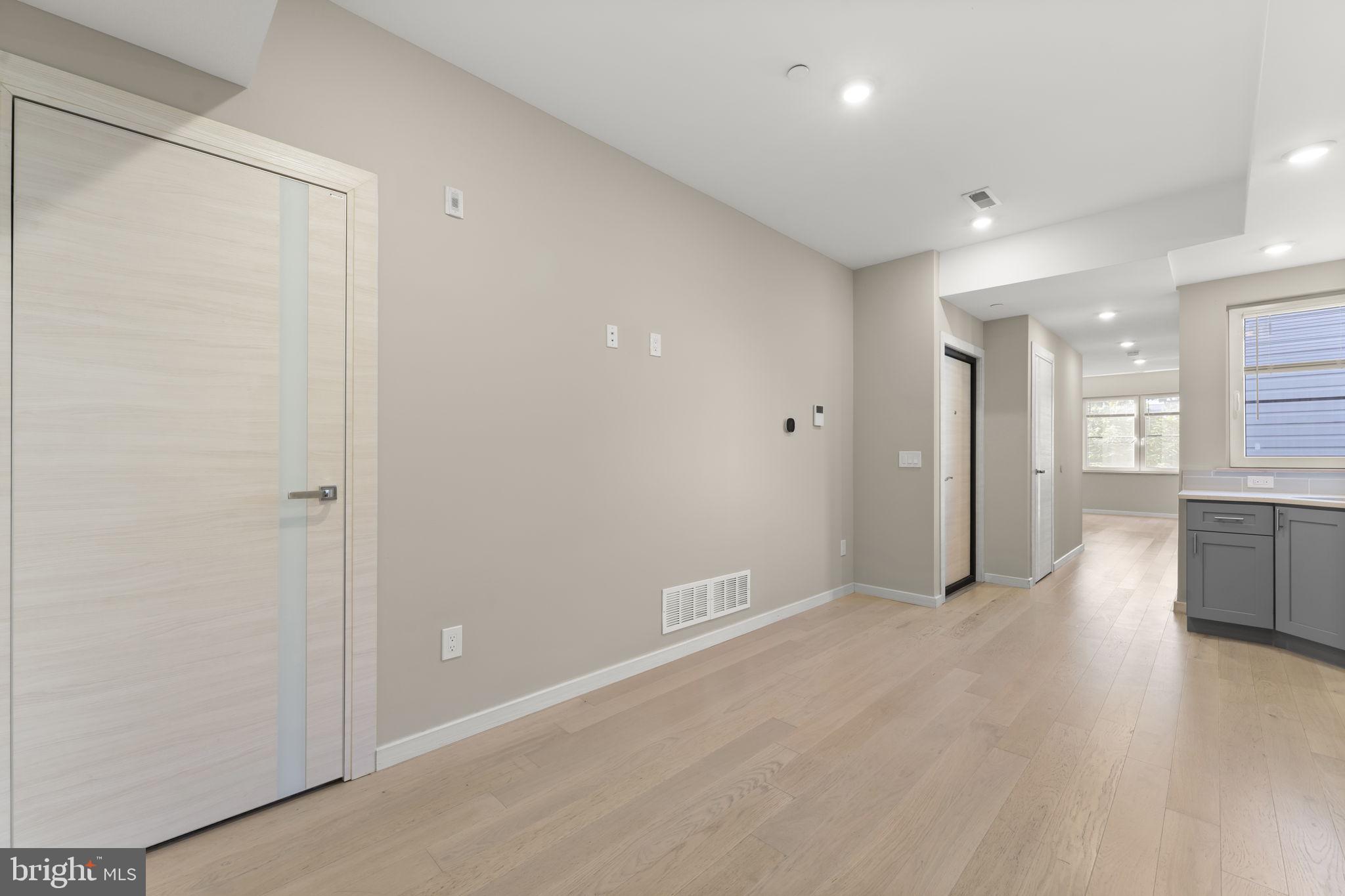 2110 Master Street, Unit B Philadelphia, PA 19121 - Photo 13 of 20 Gallery Image 13
