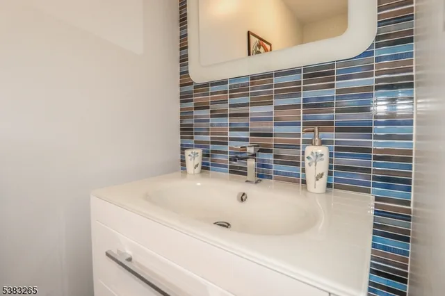 $496,500 | 11 Borelle Square, Sayreville, NJ 08859