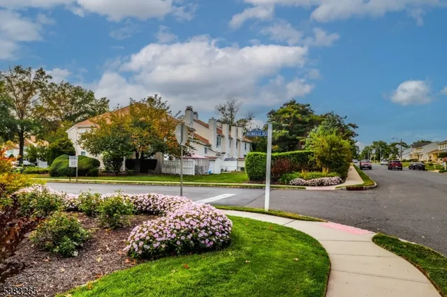 $496,500 | 11 Borelle Square, Sayreville, NJ 08859