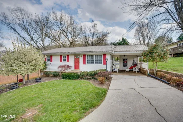 $279,000 | 1224 East McKinney Avenue, Rogersville, TN 37857