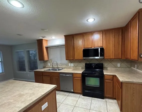 $2,350 | 10608 Colfax Drive, McKinney, TX 75072