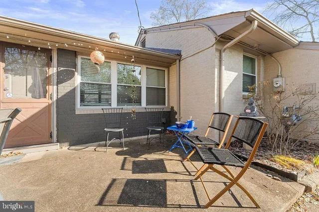 $550,000 | 601 Hanson Avenue, Fredericksburg, VA 22401