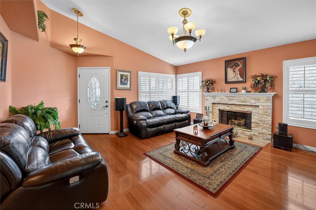 25845 Anderson Lane Stevenson Ranch, CA 91381 - Photo 4 of 34