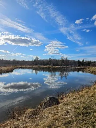 $107,900 | 1075 Sunset Avenue, Glenburn, ME 04401