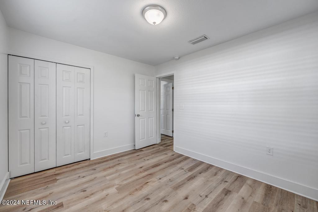 903 Royal Road St. Augustine, FL 32086 - Photo 25 of 32 a view of an empty room